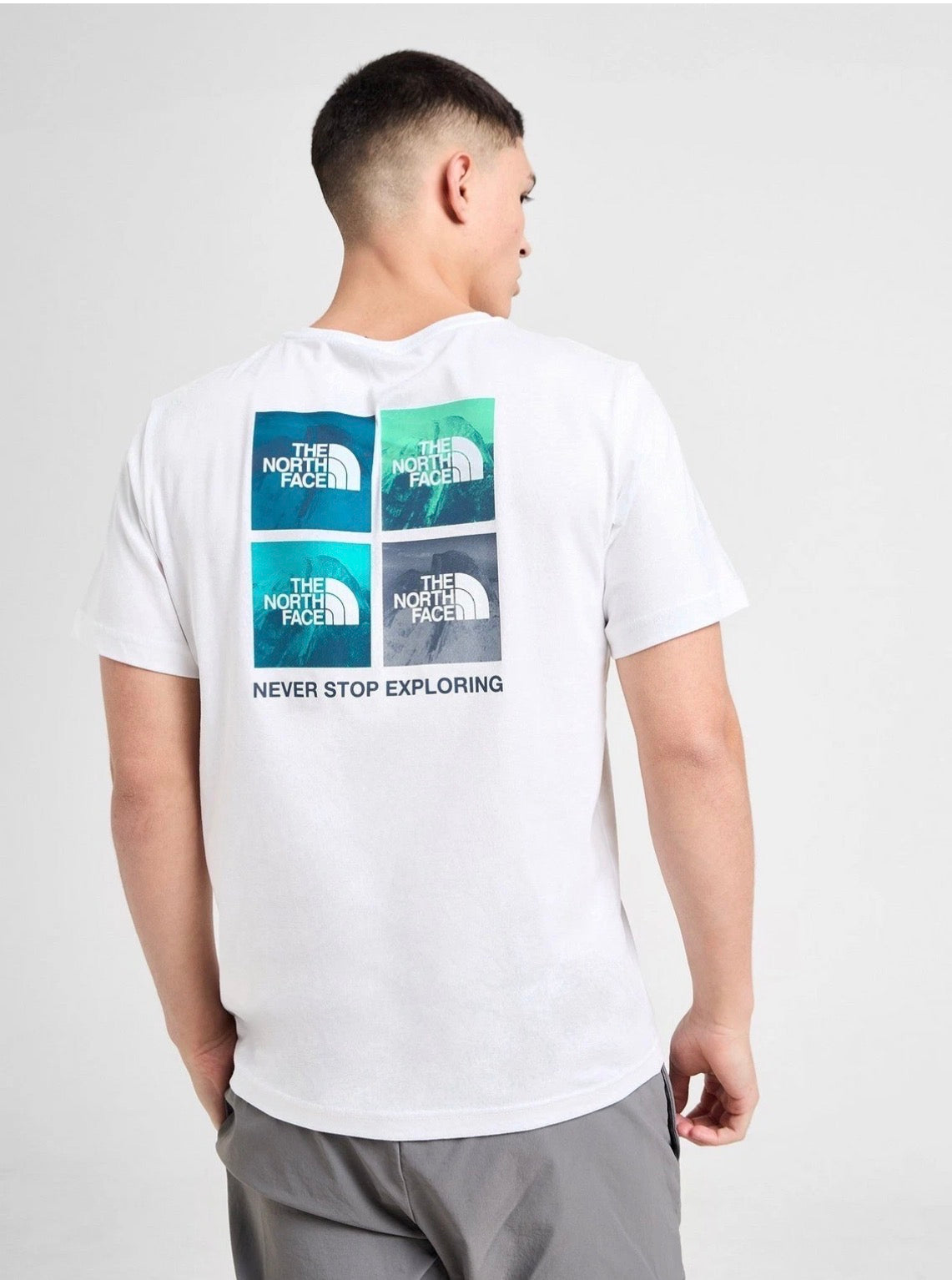 The North Face Men’s 4 Box Mountain Print T-Shirt white