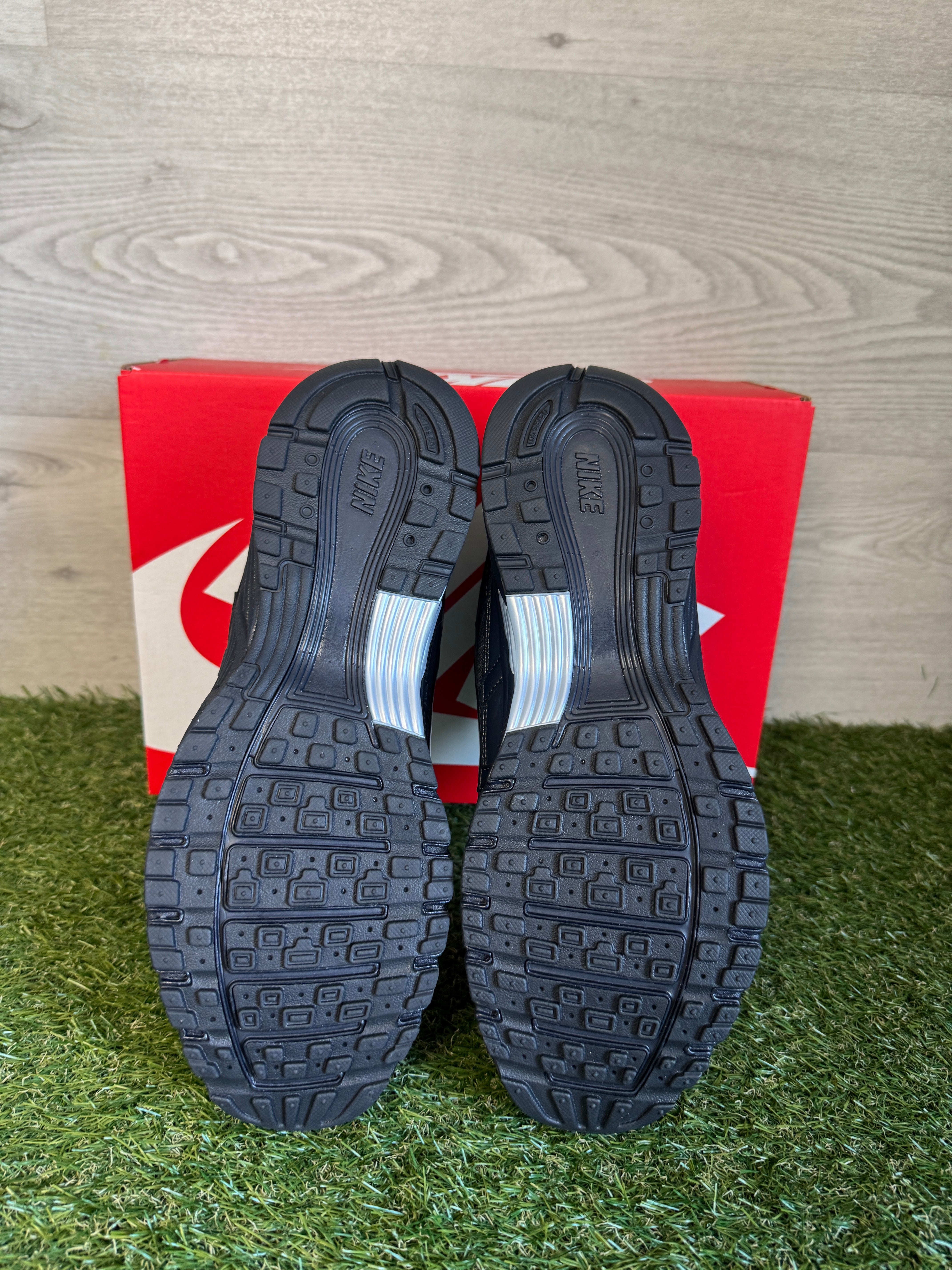 Nike P-6000 off Noir Metallic Silver - IF6137-001