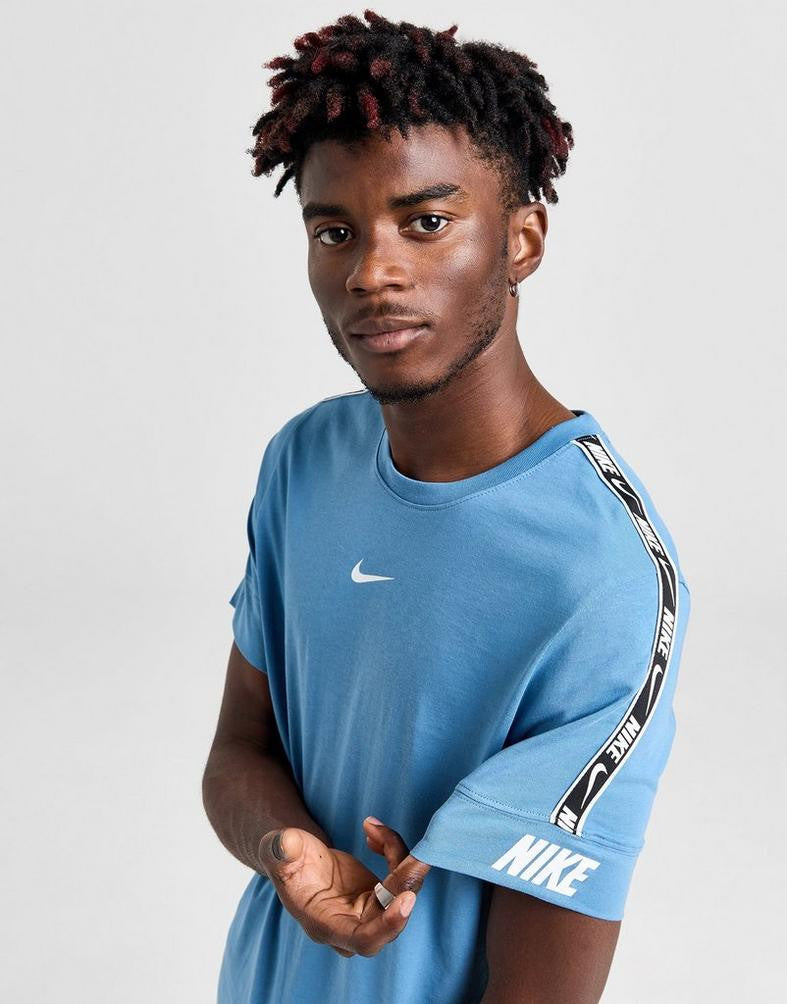 Men’s Nike NSW repeat tape T-shirt
