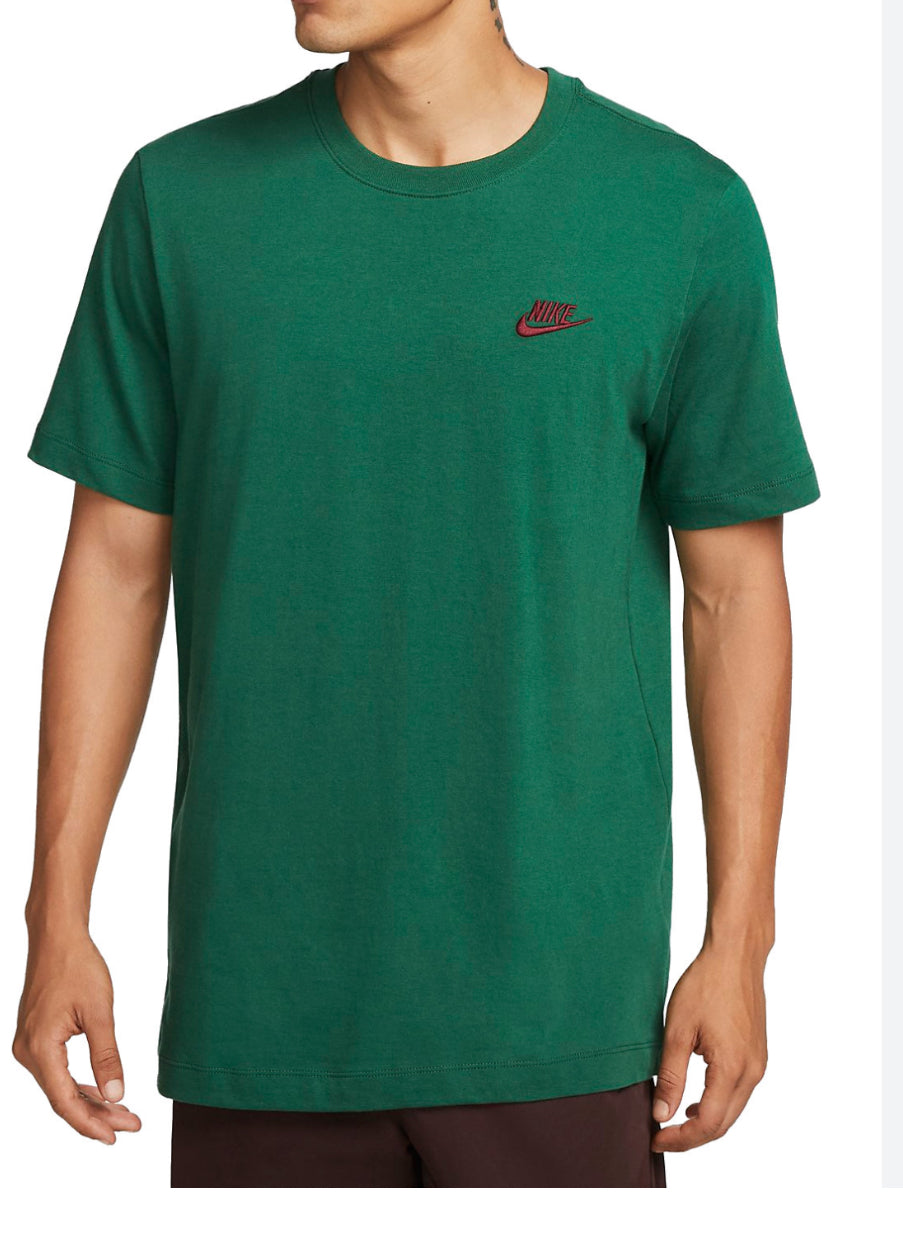 Mens the Nike club tee