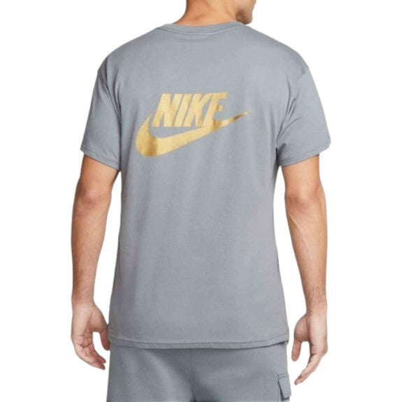 Nike Standard Issue Logo T-Shirt Men’s Regular Fit Cotton Tee