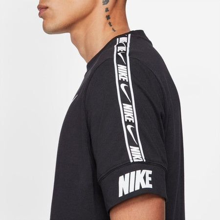 Men’s Nike NSW repeat tape T-shirt