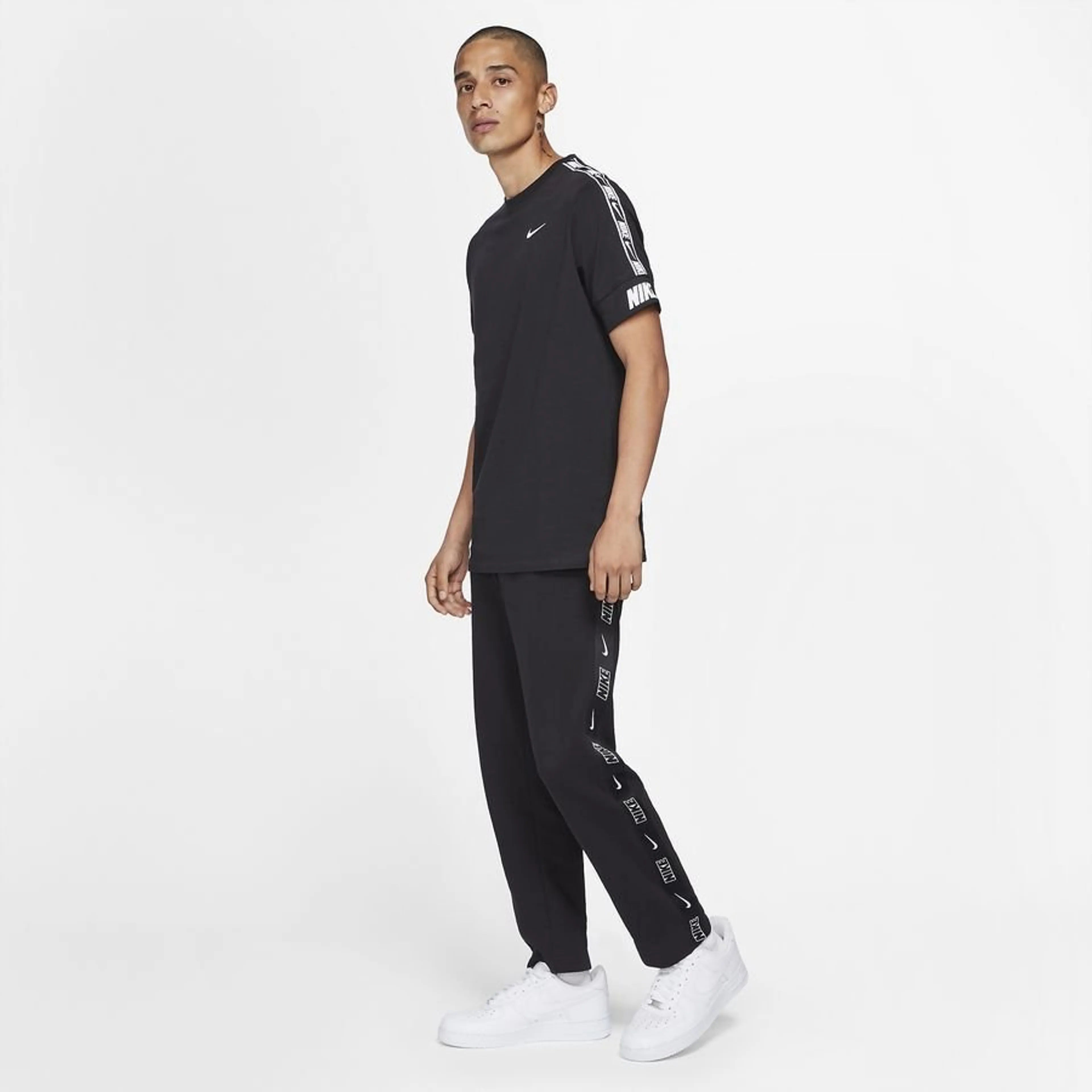 Men’s Nike NSW repeat tape T-shirt